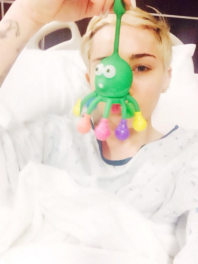 Miley Cyrus, Twit Pic Miley Cyrus, Twit Pic